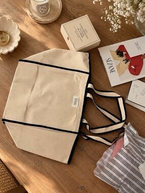 Sezane Large Canvas Tote w Black Trim New Shoppers bag Travel tote EVERYDAY